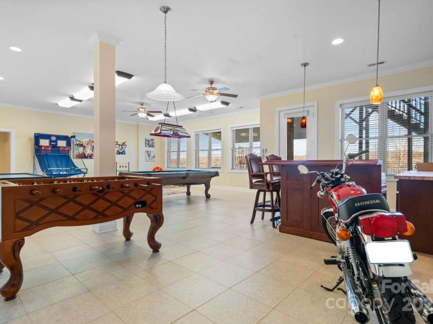 4165 54th Avenue, Hickory, NC 28601.  MLS# CAR4210566, YatesRealty ID 443. 