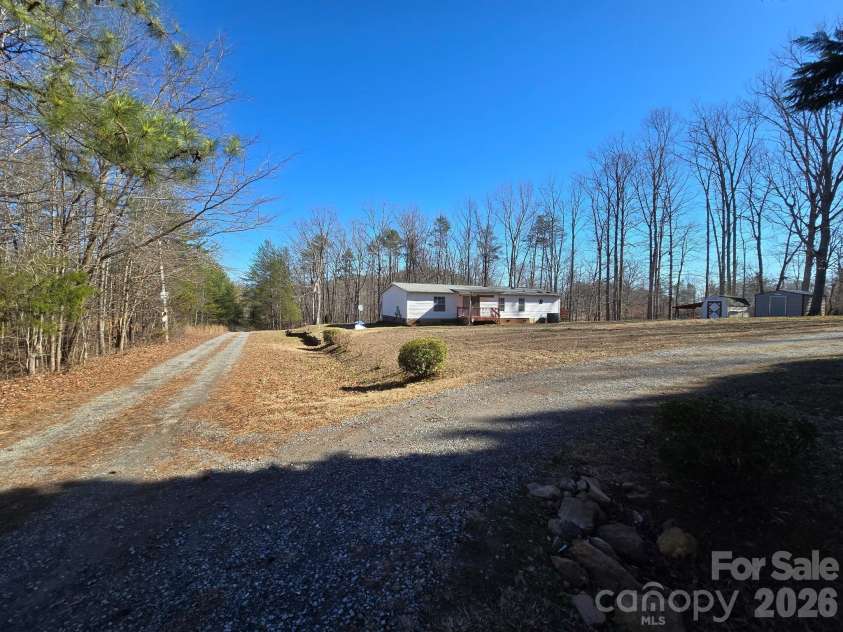 1044 Rabbit Trail, Gastonia, NC 28052.  MLS# CAR4334931, YatesRealty ID 4430. 