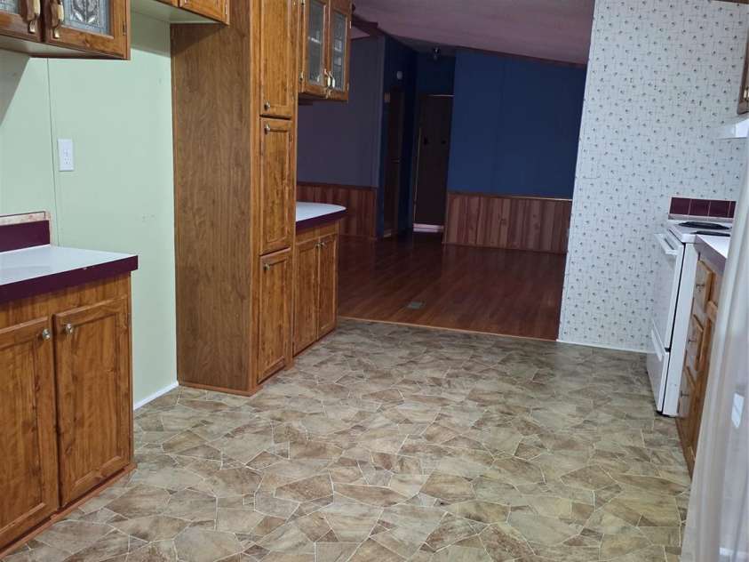 1044 Rabbit Trail, Gastonia, NC 28052.  MLS# CAR4334931, YatesRealty ID 4430. Kitchen