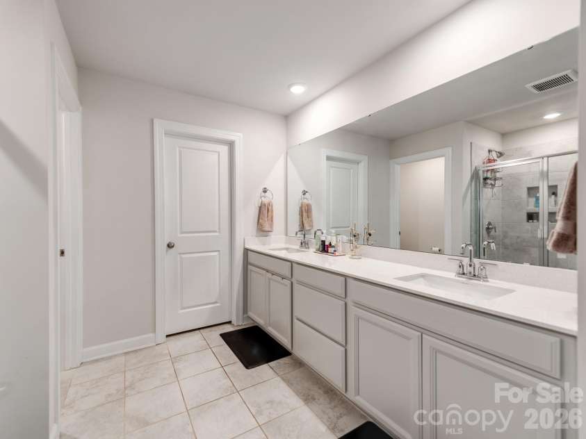 438 Nixon Road, Belmont, NC 28012.  MLS# CAR4407475, YatesRealty ID 44300. 