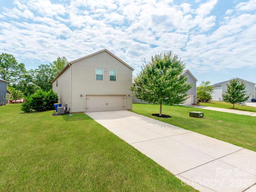 438 Nixon Road, Belmont, NC 28012.  MLS# CAR4407475, YatesRealty ID 44300. 