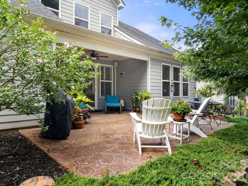 8719 Shadetree Street, Huntersville, NC 28078.  MLS# CAR4414103, YatesRealty ID 44301. 