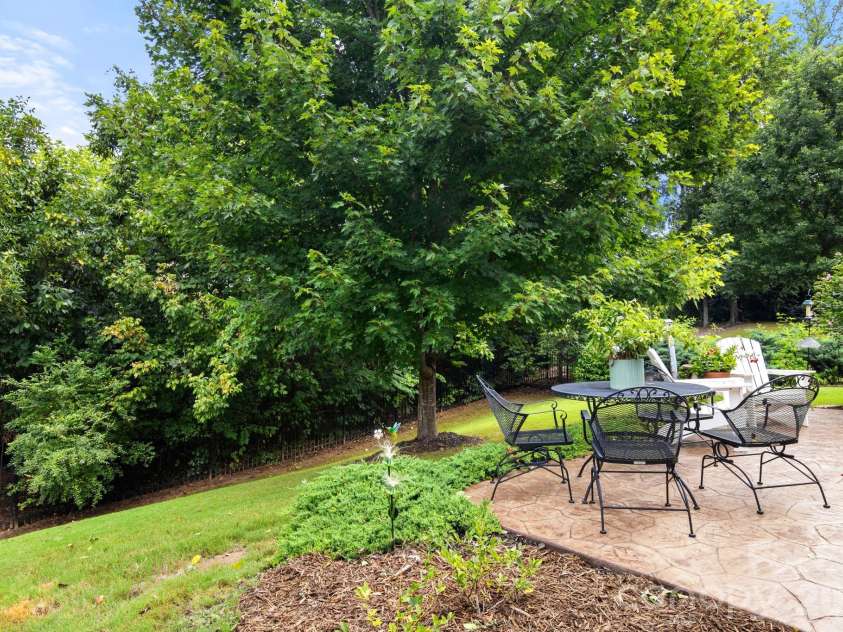 8719 Shadetree Street, Huntersville, NC 28078.  MLS# CAR4414103, YatesRealty ID 44301. 