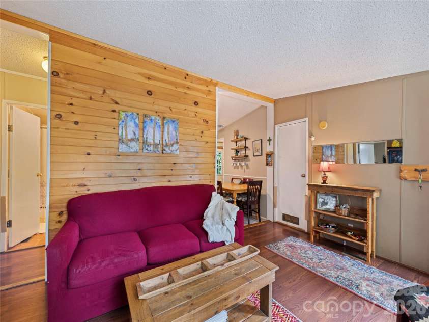 180 Hidden Meadow Drive, Candler, NC 28715.  MLS# CAR4412444, YatesRealty ID 44302. 