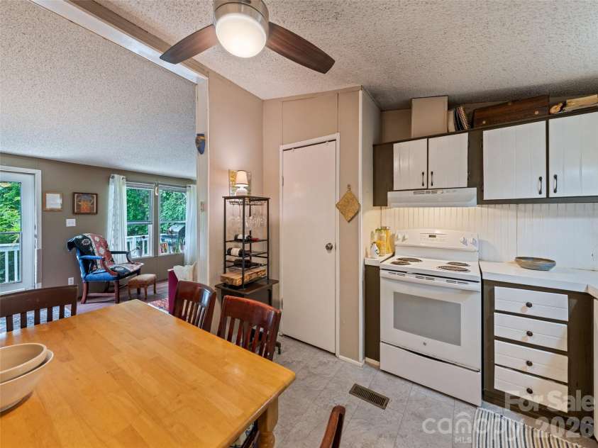 180 Hidden Meadow Drive, Candler, NC 28715.  MLS# CAR4412444, YatesRealty ID 44302. 