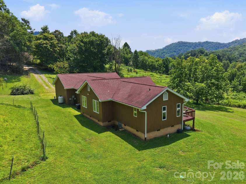 58 Sequoia Trail, Leicester, NC 28748.  MLS# CAR4411793, YatesRealty ID 44304. 