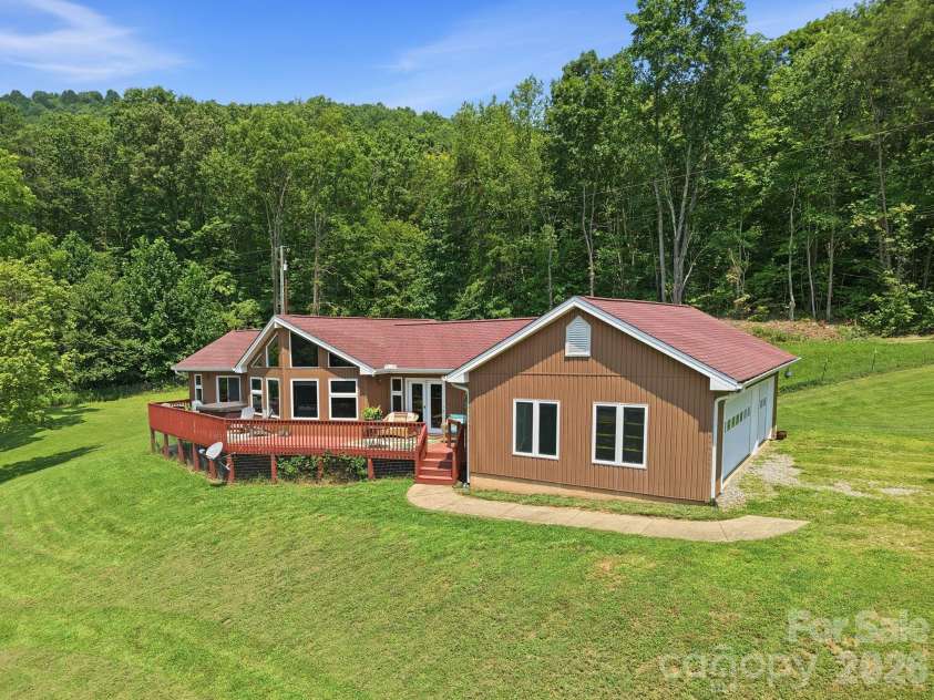 58 Sequoia Trail, Leicester, NC 28748.  MLS# CAR4411793, YatesRealty ID 44304. 
