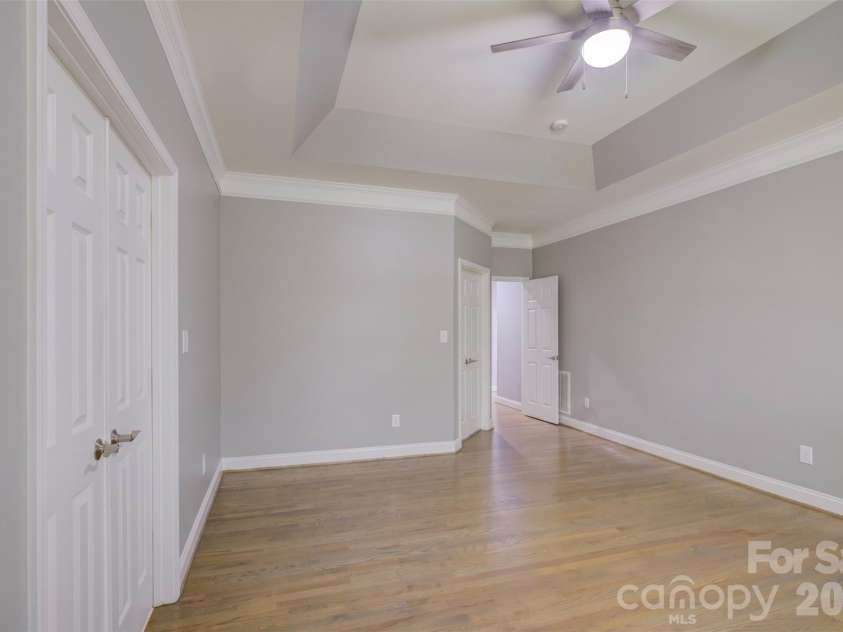 16815 Crosshaven Drive, Charlotte, NC 28278.  MLS# CAR4407553, YatesRealty ID 44305. Virtually painted primary bedroom