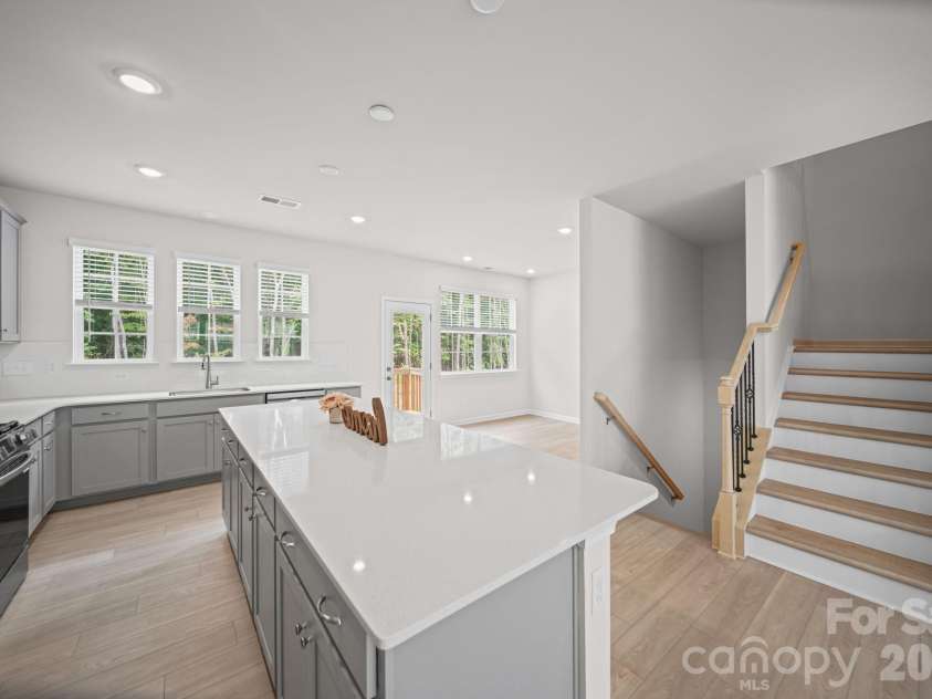 1131 Bandon Drive, Waxhaw, NC 28173.  MLS# CAR4409431, YatesRealty ID 44306. 2nd level kitchen