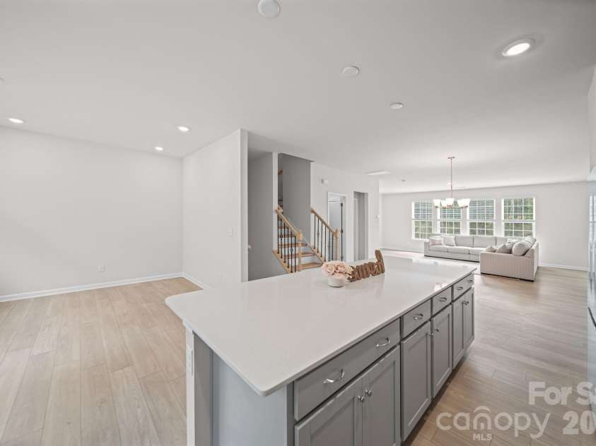 1131 Bandon Drive, Waxhaw, NC 28173.  MLS# CAR4409431, YatesRealty ID 44306. 2nd level open floorplan