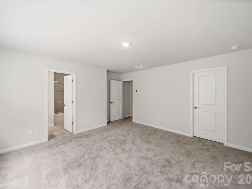 1131 Bandon Drive, Waxhaw, NC 28173.  MLS# CAR4409431, YatesRealty ID 44306. 3rd level primary bedroom