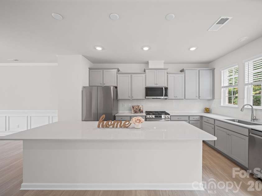 1131 Bandon Drive, Waxhaw, NC 28173.  MLS# CAR4409431, YatesRealty ID 44306. 
