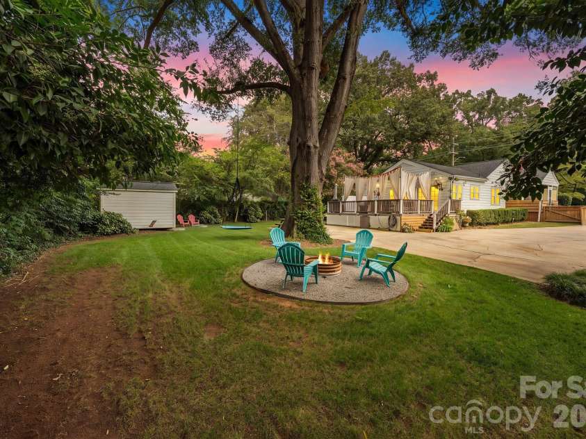 1537 New Hope Road, Gastonia, NC 28054.  MLS# CAR4414400, YatesRealty ID 44307. 