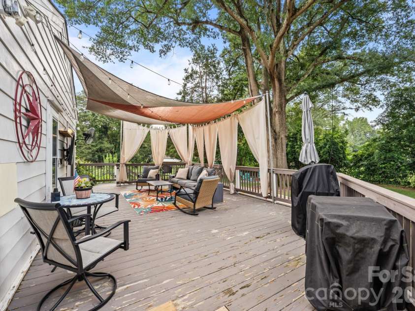 1537 New Hope Road, Gastonia, NC 28054.  MLS# CAR4414400, YatesRealty ID 44307. Back Deck