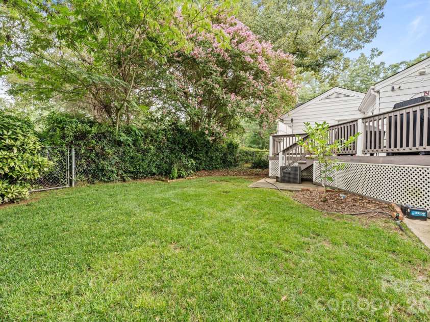 1537 New Hope Road, Gastonia, NC 28054.  MLS# CAR4414400, YatesRealty ID 44307. Backyard
