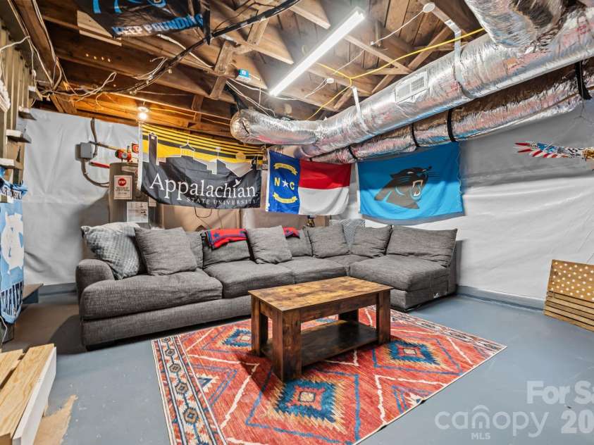 1537 New Hope Road, Gastonia, NC 28054.  MLS# CAR4414400, YatesRealty ID 44307. Basement