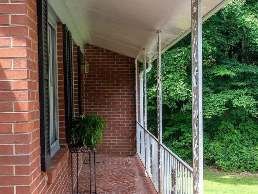 141 Elm Street, Mocksville, NC 27028.  MLS# CAR4414693, YatesRealty ID 44308. 