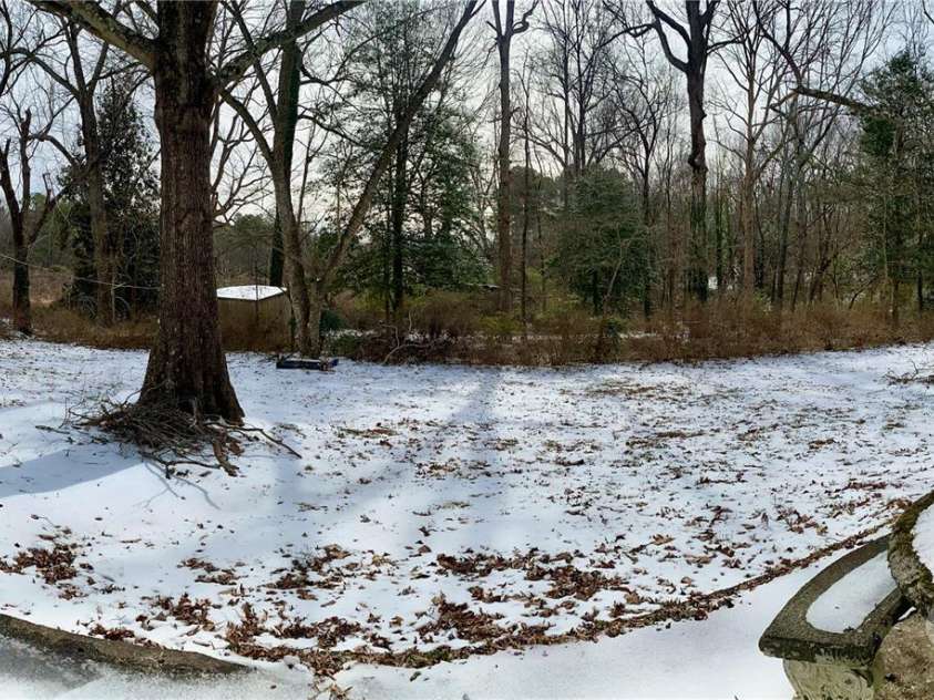 306 US Hwy 70A E Highway, Hildebran, NC 28637.  MLS# CAR4343164, YatesRealty ID 4431. BACK YARD GOES BEYOND THE TREE LINE