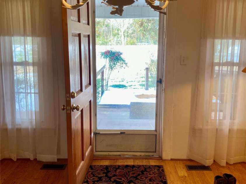 306 US Hwy 70A E Highway, Hildebran, NC 28637.  MLS# CAR4343164, YatesRealty ID 4431. FRONT ENTRY WAY