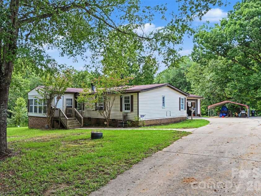 2223 Camp Creek Road, Lancaster, SC 29720.  MLS# CAR4413492, YatesRealty ID 44310. 