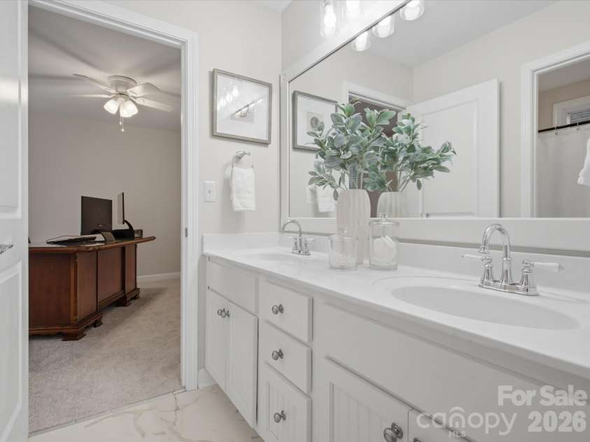 3506 Delamere Drive, Matthews, NC 28104.  MLS# CAR4410993, YatesRealty ID 44311. 