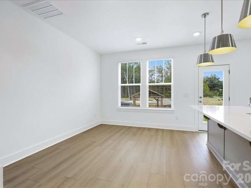 27 Oleetah Falls Way, Hendersonville, NC 28792.  MLS# CAR4413706, YatesRealty ID 44318. 