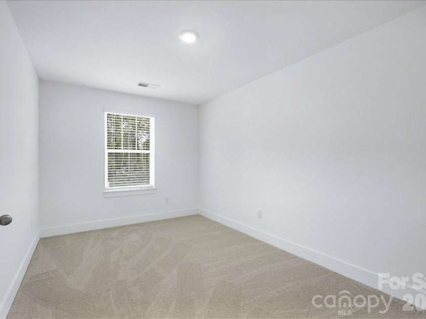 27 Oleetah Falls Way, Hendersonville, NC 28792.  MLS# CAR4413706, YatesRealty ID 44318. 