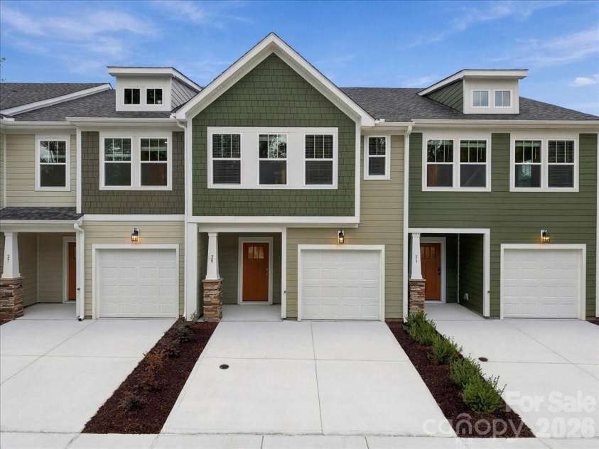 29 Oleetah Falls Way, Hendersonville, NC 28792.  MLS# CAR4413699, YatesRealty ID 44319. 