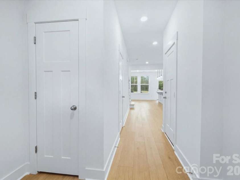 29 Oleetah Falls Way, Hendersonville, NC 28792.  MLS# CAR4413699, YatesRealty ID 44319. 