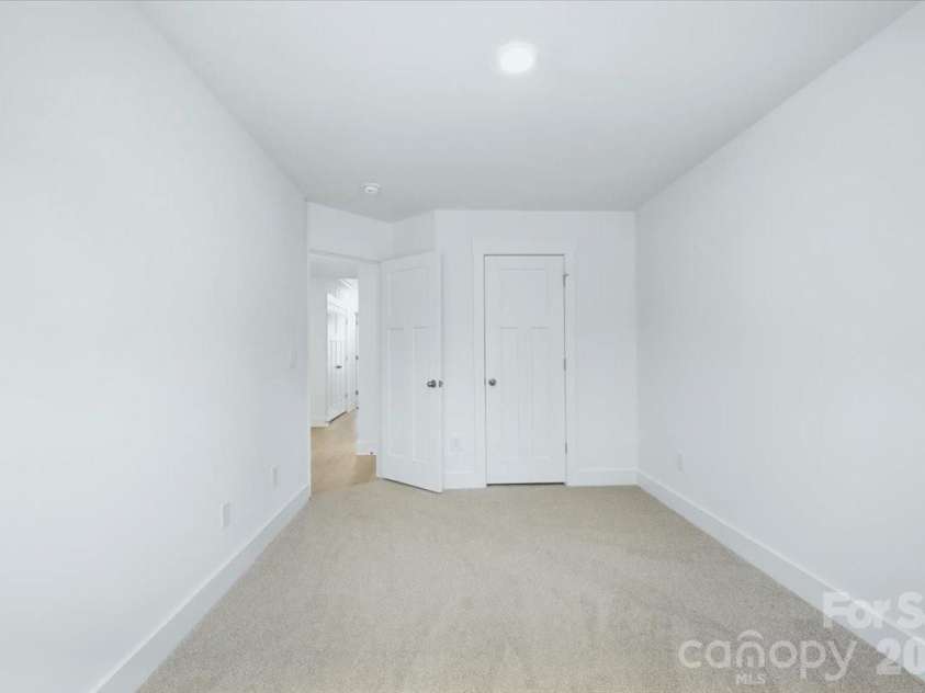 29 Oleetah Falls Way, Hendersonville, NC 28792.  MLS# CAR4413699, YatesRealty ID 44319. 
