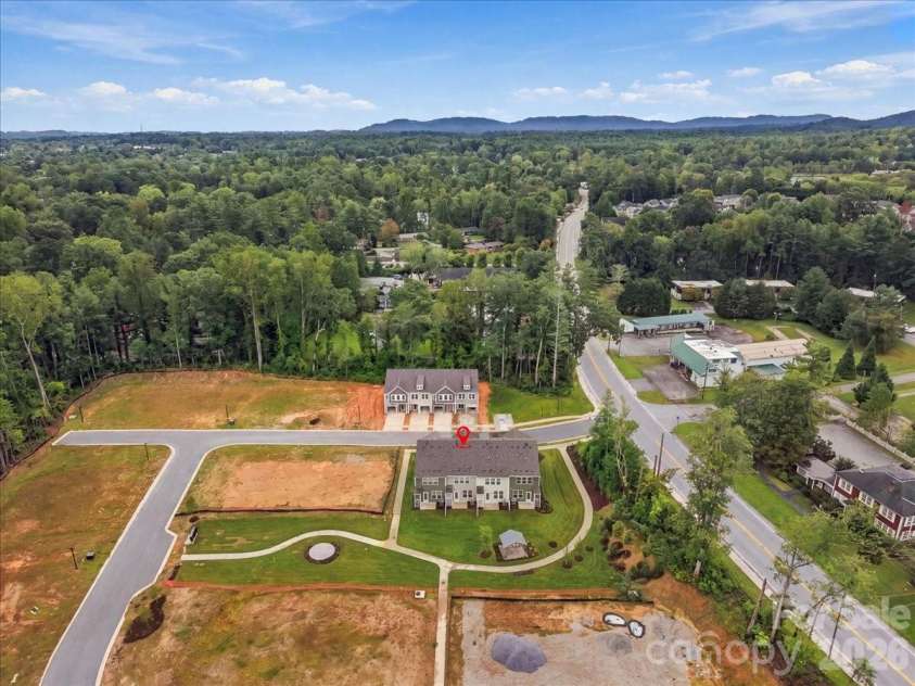 29 Oleetah Falls Way, Hendersonville, NC 28792.  MLS# CAR4413699, YatesRealty ID 44319. 