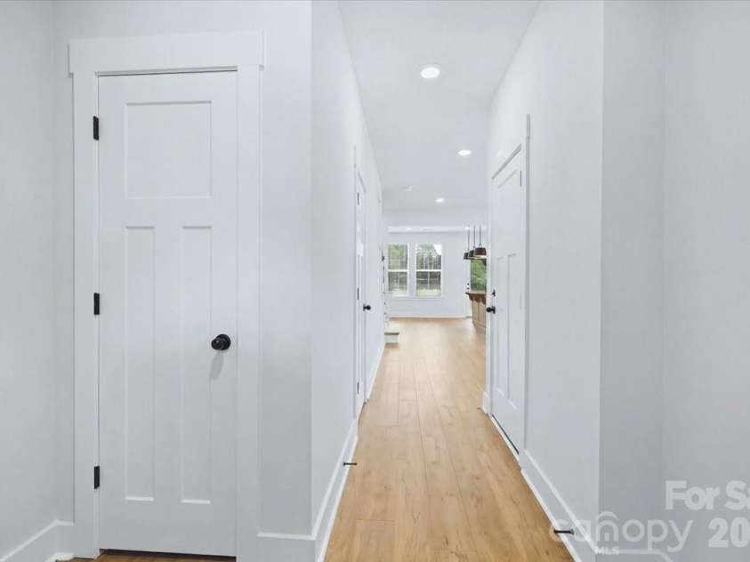 31 Oleetah Falls Way, Hendersonville, NC 28792.  MLS# CAR4413677, YatesRealty ID 44321. 
