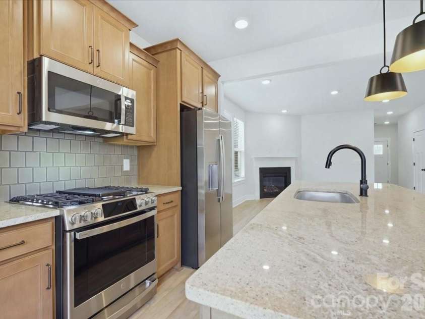 31 Oleetah Falls Way, Hendersonville, NC 28792.  MLS# CAR4413677, YatesRealty ID 44321. 