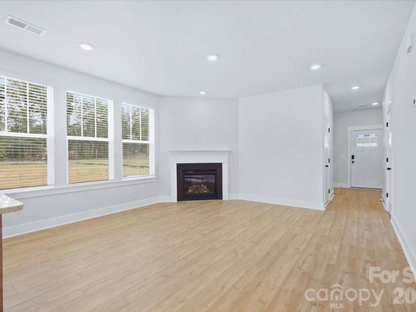 31 Oleetah Falls Way, Hendersonville, NC 28792.  MLS# CAR4413677, YatesRealty ID 44321. 