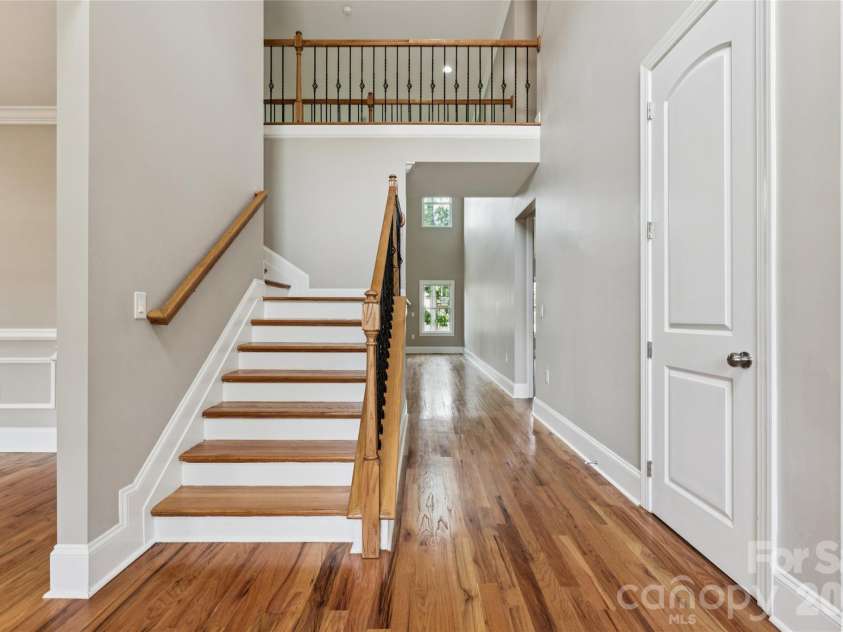 101 Mcalway Road, Charlotte, NC 28211.  MLS# CAR4414696, YatesRealty ID 44322. 