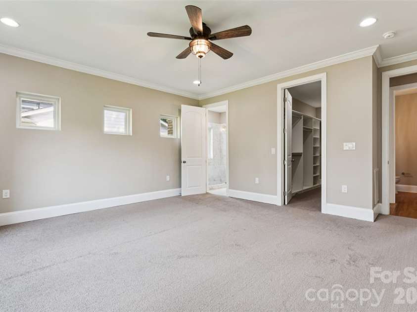 101 Mcalway Road, Charlotte, NC 28211.  MLS# CAR4414696, YatesRealty ID 44322. 