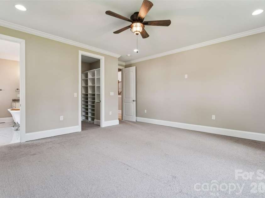 101 Mcalway Road, Charlotte, NC 28211.  MLS# CAR4414696, YatesRealty ID 44322. 