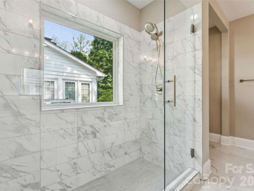 101 Mcalway Road, Charlotte, NC 28211.  MLS# CAR4414696, YatesRealty ID 44322. 