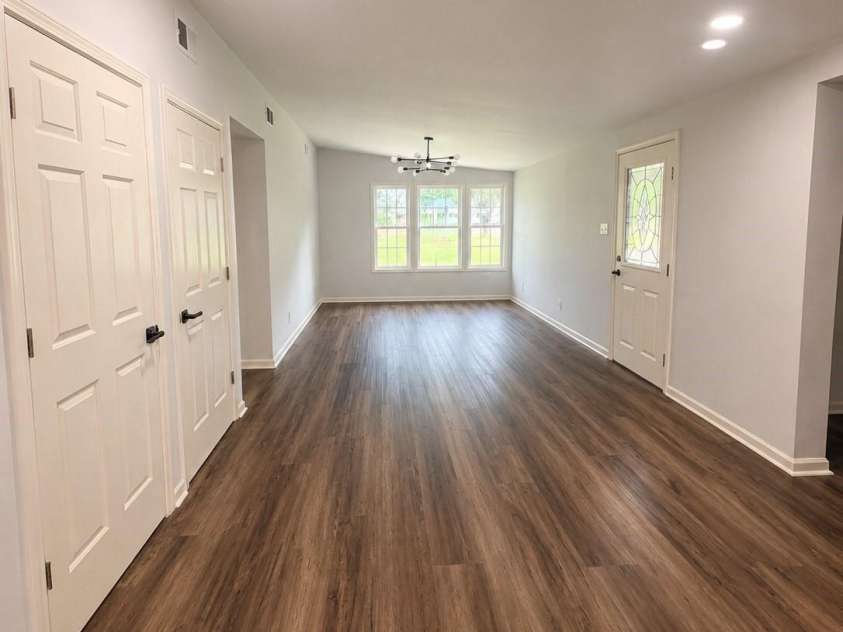 3533 Stonehaven Drive, Charlotte, NC 28215.  MLS# CAR4413246, YatesRealty ID 44323. 