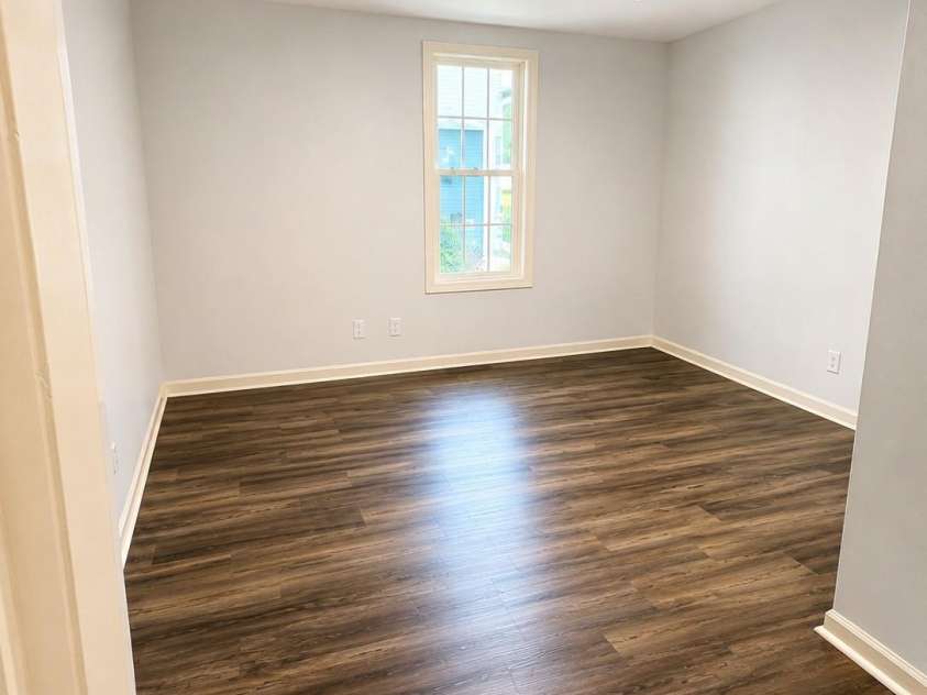 3533 Stonehaven Drive, Charlotte, NC 28215.  MLS# CAR4413246, YatesRealty ID 44323. 