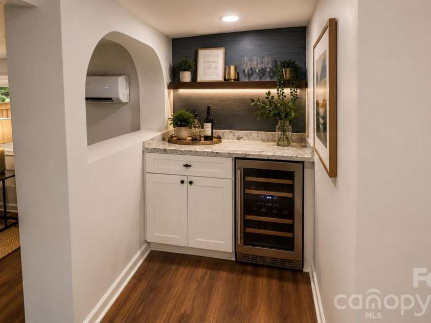 3533 Stonehaven Drive, Charlotte, NC 28215.  MLS# CAR4413246, YatesRealty ID 44323. Virtually Staged