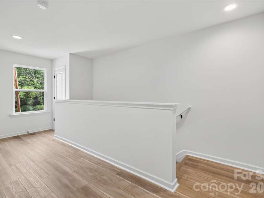5234 Hickory Lane, Charlotte, NC 28216.  MLS# CAR4411896, YatesRealty ID 44324. 