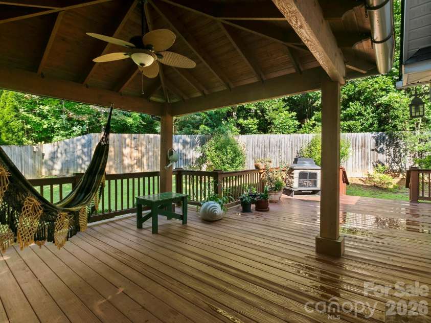 306 Golden Hawk Trail, Asheville, NC 28805.  MLS# CAR4413956, YatesRealty ID 44325. Back deck
