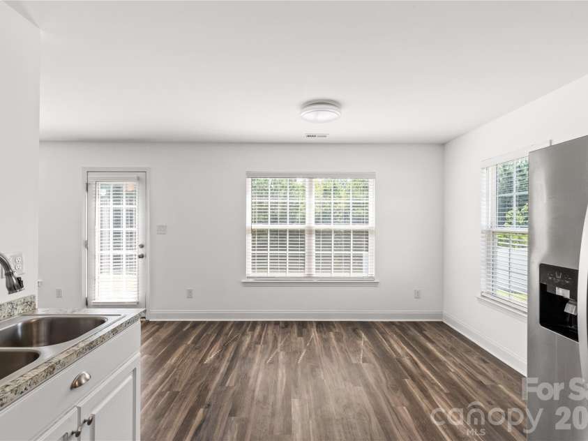 6407 Hunting Creek Road, Lancaster, SC 29720.  MLS# CAR4408661, YatesRealty ID 44327. Dining Area