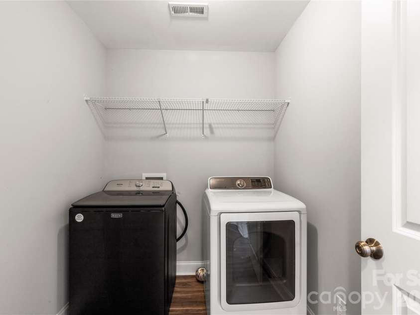 6407 Hunting Creek Road, Lancaster, SC 29720.  MLS# CAR4408661, YatesRealty ID 44327. Laundry Room