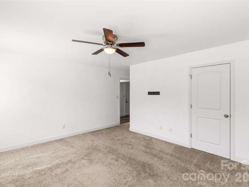 6407 Hunting Creek Road, Lancaster, SC 29720.  MLS# CAR4408661, YatesRealty ID 44327. Primary Bedroom