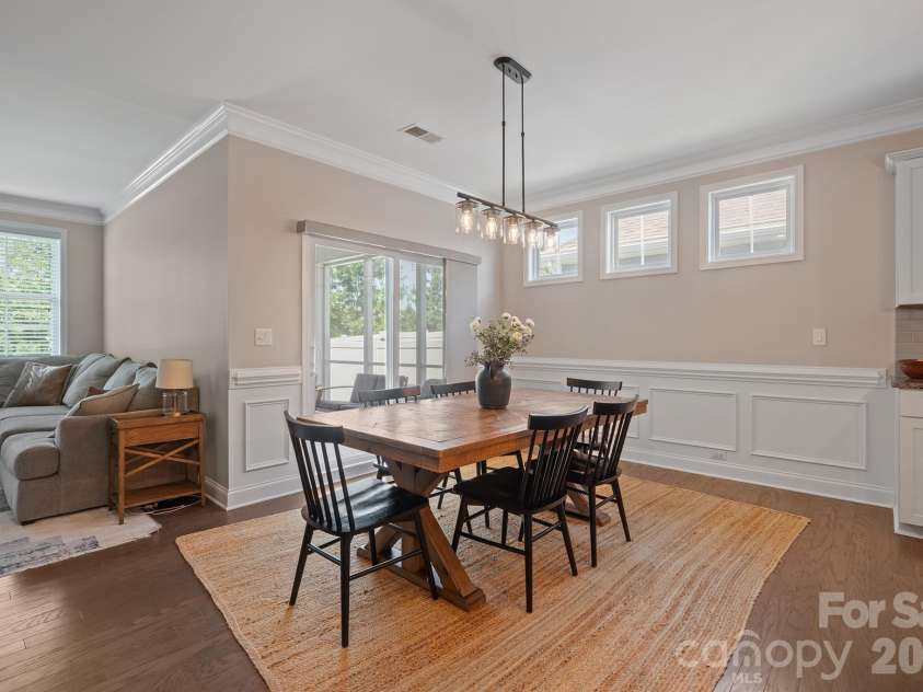 261 Robinwood Lane, Lake Wylie, SC 29710.  MLS# CAR4414019, YatesRealty ID 44328. 