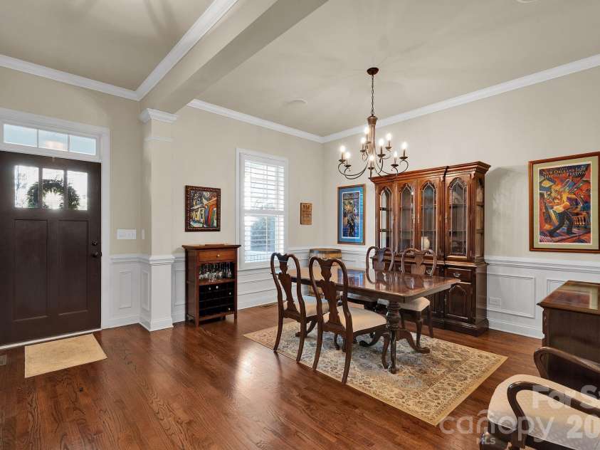 18916 Cypress Garden Drive, Davidson, NC 28036.  MLS# CAR4357007, YatesRealty ID 4433. 