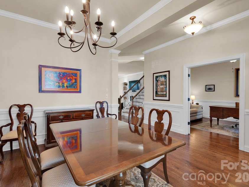 18916 Cypress Garden Drive, Davidson, NC 28036.  MLS# CAR4357007, YatesRealty ID 4433. 