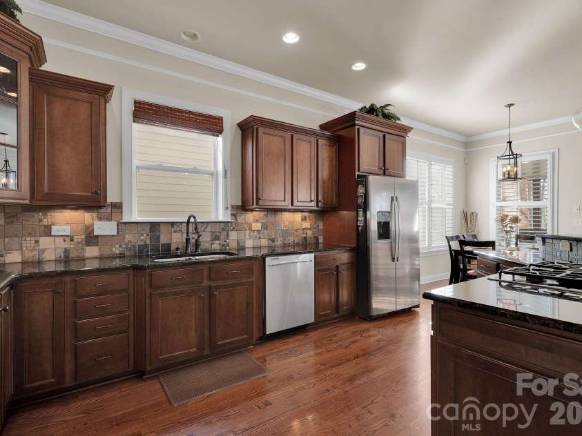 18916 Cypress Garden Drive, Davidson, NC 28036.  MLS# CAR4357007, YatesRealty ID 4433. 